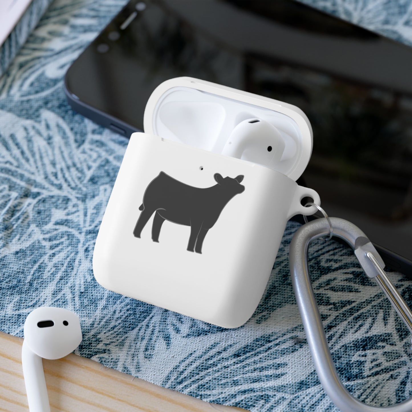 Show Heifer AirPods and AirPods Pro Case Cover